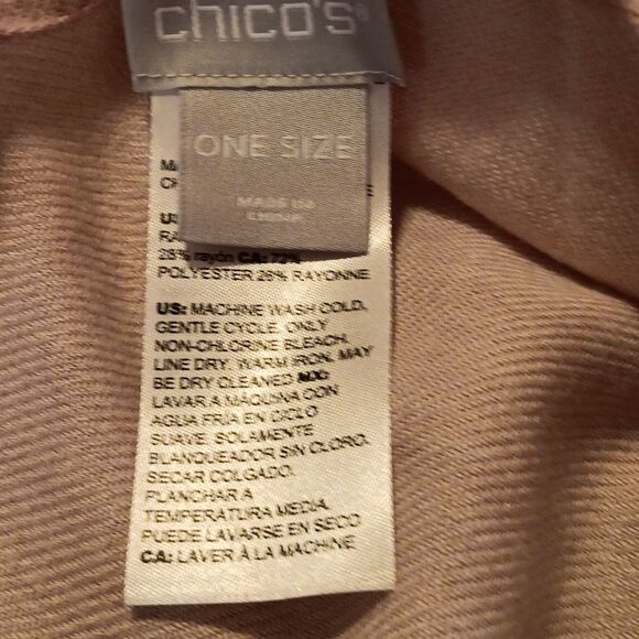 NEW Chico's  Floral Wrap - Picture 7 of 11